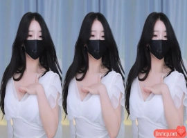 BJ莱娜 – moem9e9 – 个人直播 202412月末-202501月初 合集包 [16V/81.64G]-同恩资源分享网